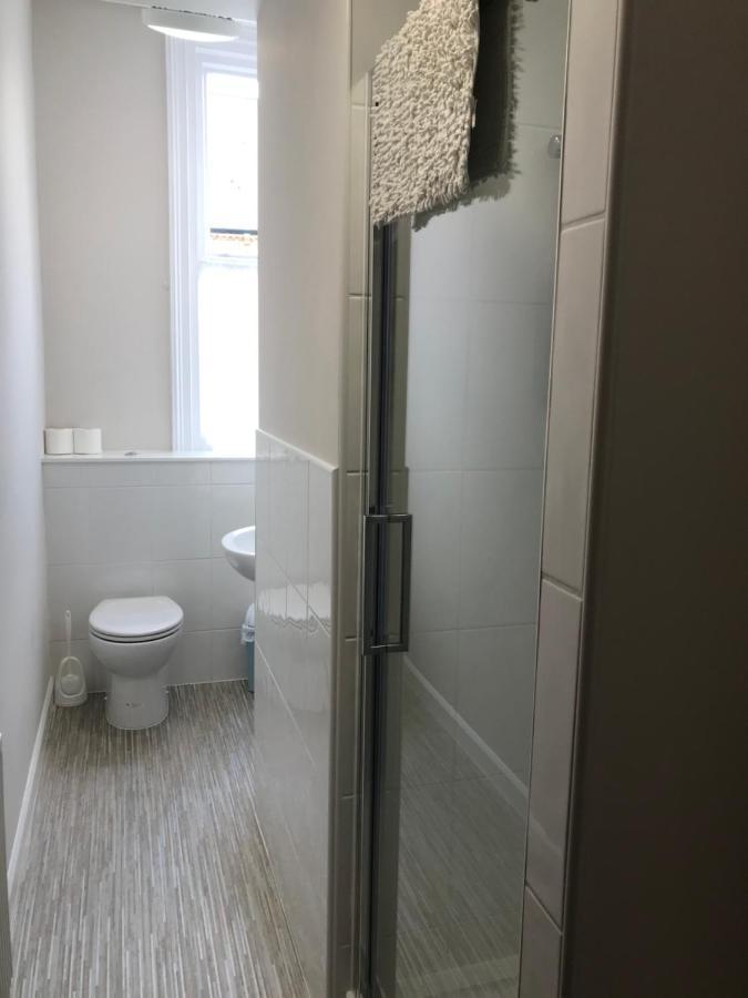 Brialene Holiday Flats Скарборо Экстерьер фото