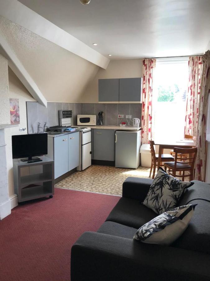 Brialene Holiday Flats Скарборо Экстерьер фото